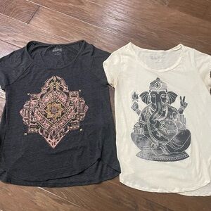 Lot of 2 Lucky Brand women tshirt boho